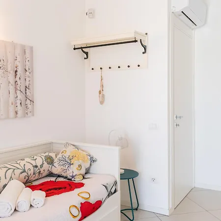 Residenza Del Barone Luxury House - Pula, Sardegna Apartmán *