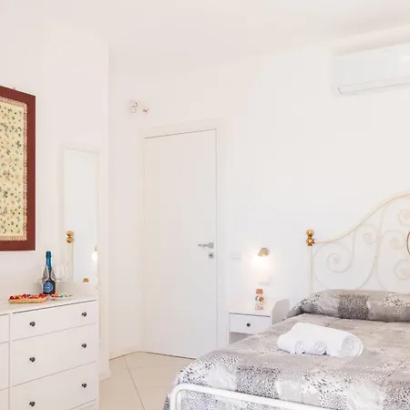 Residenza Del Barone Luxury House - Pula, Sardegna פולה